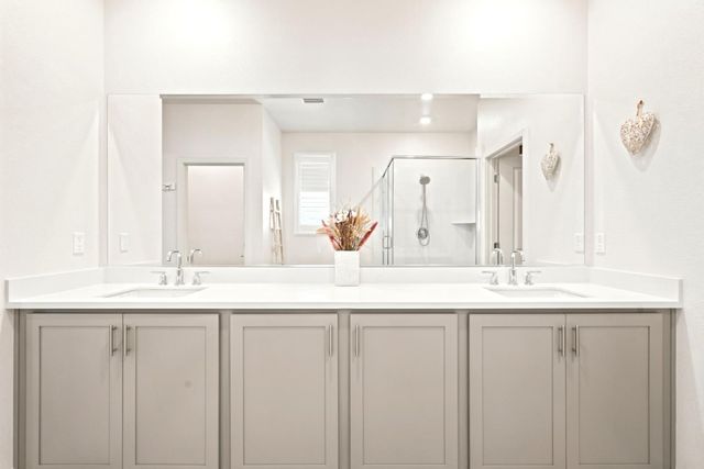 2201 Brighton Drive, Hollister, CA 95023