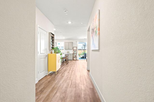 2201 Brighton Drive, Hollister, CA 95023