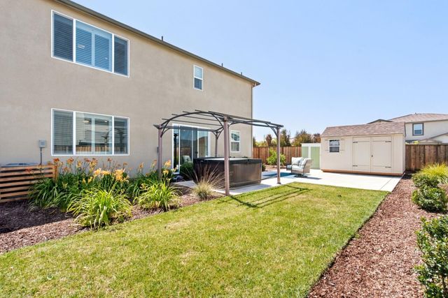 2201 Brighton Drive, Hollister, CA 95023