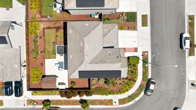 2201 Brighton Drive, Hollister, CA 95023