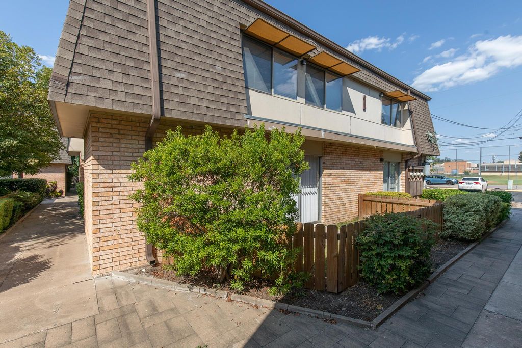 5506 Grover Ave I-135, Austin, TX 78756