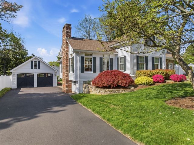 6 Church St, Grafton, MA 01519