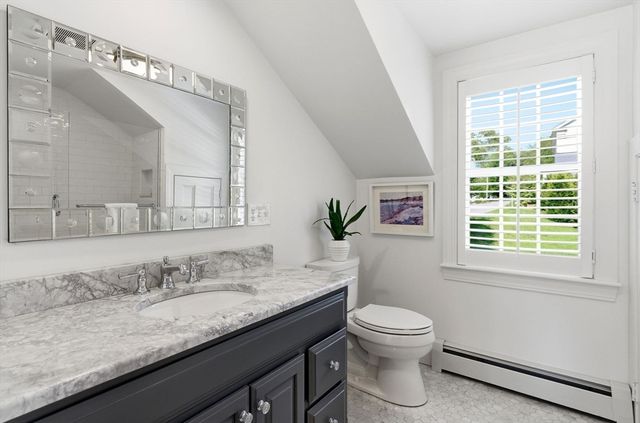 6 Church St, Grafton, MA 01519