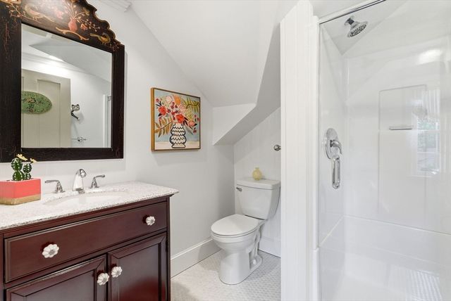 6 Church St, Grafton, MA 01519