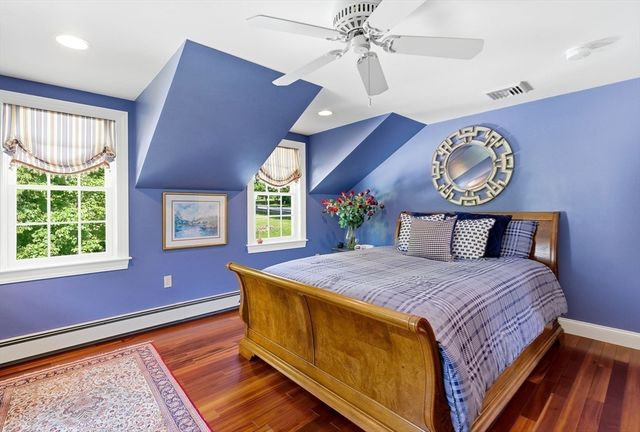 6 Church St, Grafton, MA 01519