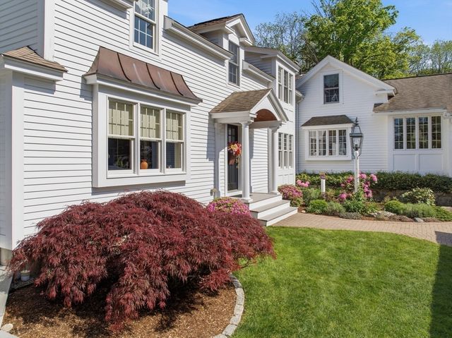 6 Church St, Grafton, MA 01519