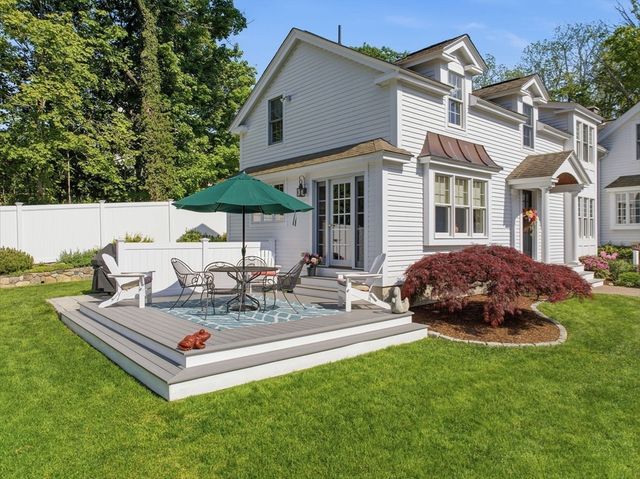 6 Church St, Grafton, MA 01519