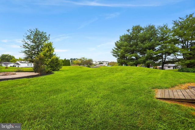 139 FOX RUN RD, Hanover, PA 17331