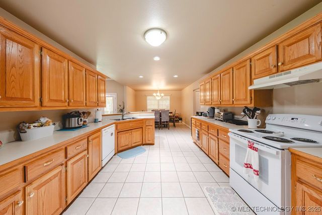 463696 E 1044 Loop, Sallisaw, OK 74955