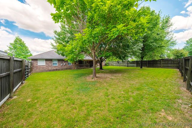 463696 E 1044 Loop, Sallisaw, OK 74955