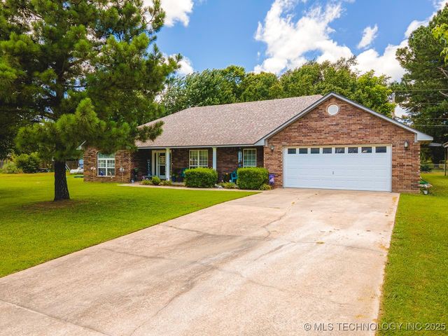 463696 E 1044 Loop, Sallisaw, OK 74955