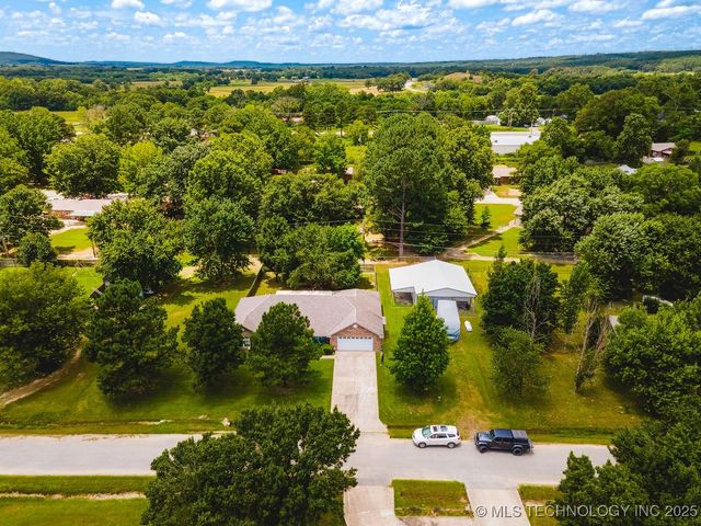 463696 E 1044 Loop, Sallisaw, OK 74955