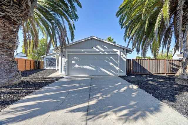 10 Malino Ct, Sacramento, CA 95823