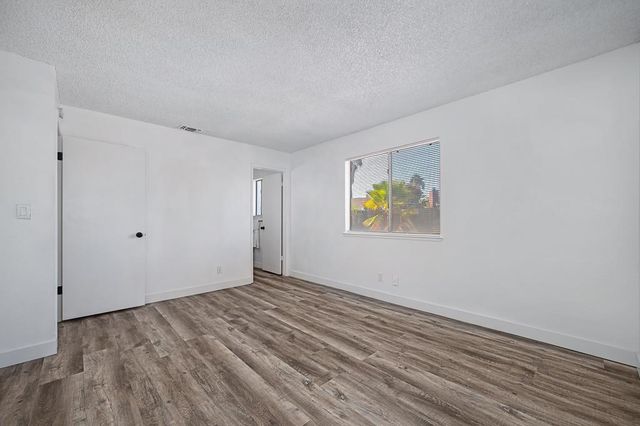 10 Malino Ct, Sacramento, CA 95823