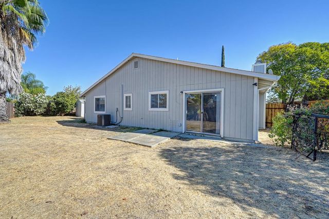 10 Malino Ct, Sacramento, CA 95823