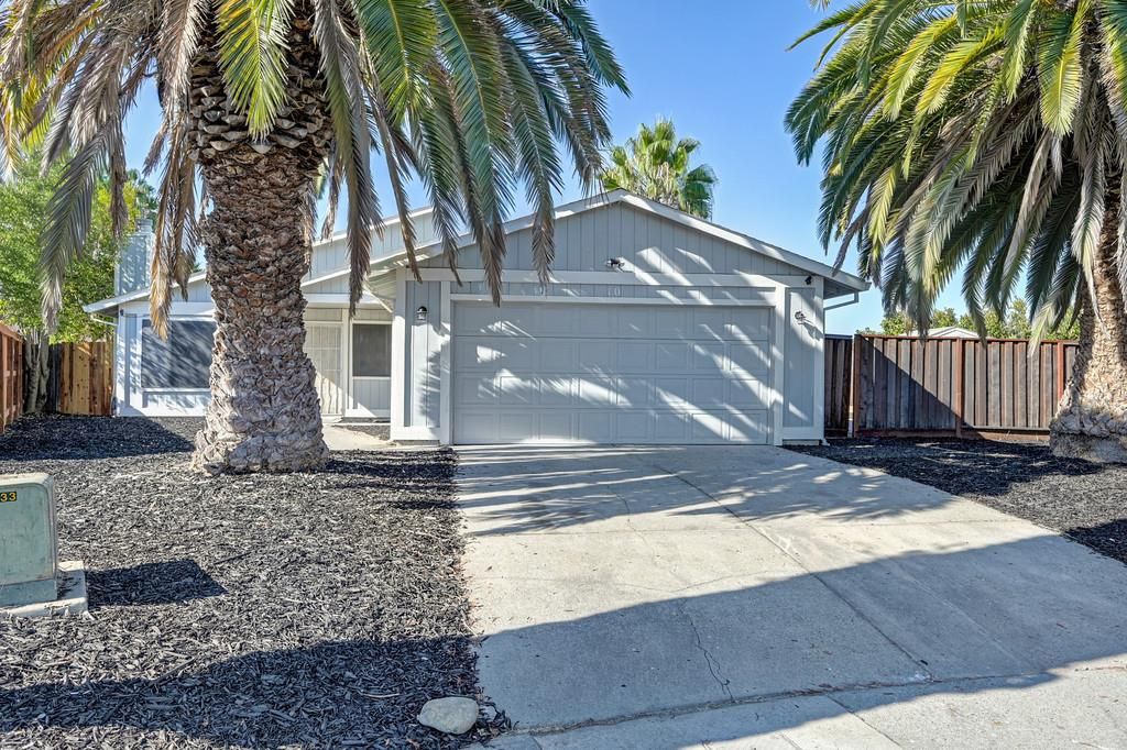 10 Malino Ct, Sacramento, CA 95823