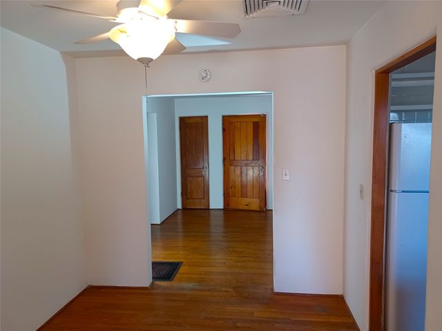 1833 Kiva Road, Santa Fe, NM 87505