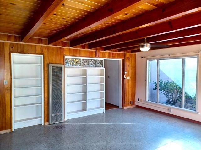 1833 Kiva Road, Santa Fe, NM 87505