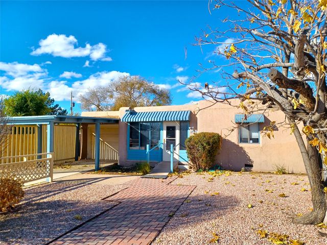 1833 Kiva Road, Santa Fe, NM 87505