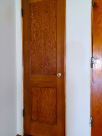 1833 Kiva Road, Santa Fe, NM 87505