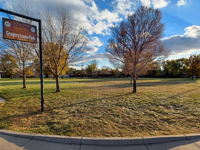 1833 Kiva Road, Santa Fe, NM 87505