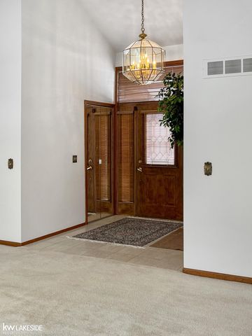 41794 Alden Drive, Clinton Township, MI 48038