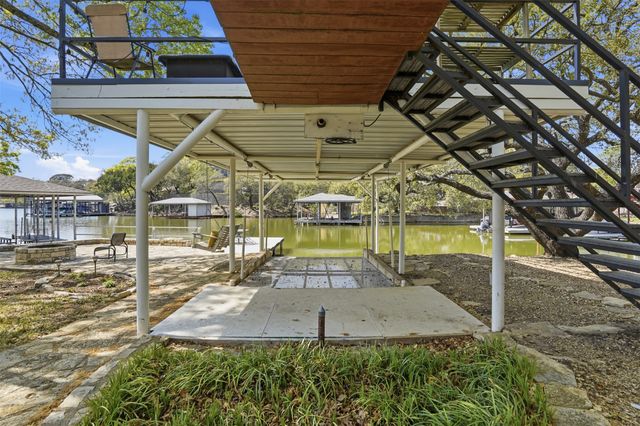 5014 Mohawk Court, De Cordova, TX 76049