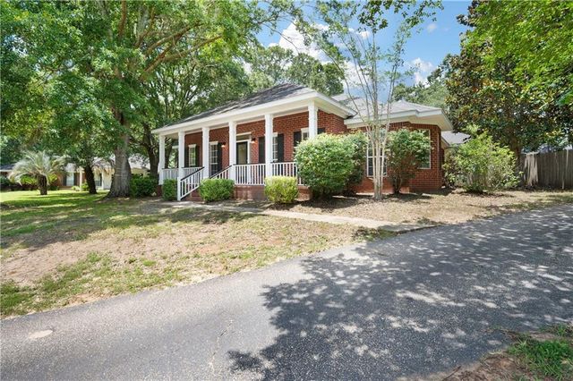 9996 Wedgefield Court, Mobile, AL 36608