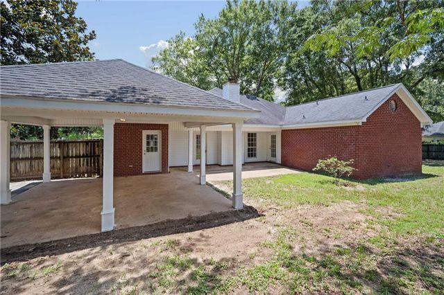 9996 Wedgefield Court, Mobile, AL 36608