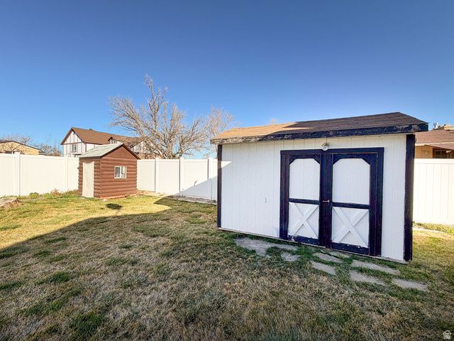 7436 S 2345 W, West Jordan, UT 84084