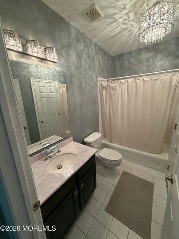 605 Saint Andrews Place 605, Manalapan, NJ 07726