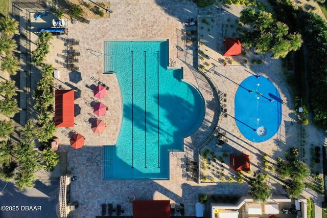 8 Roma Court, Palm Coast, FL 32137