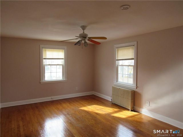 36 Rochford Avenue, Hamden, CT 06514