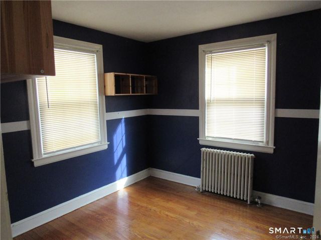 36 Rochford Avenue, Hamden, CT 06514