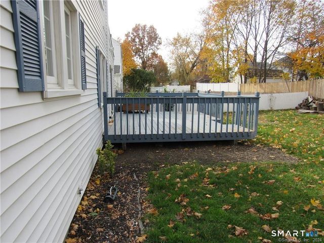 36 Rochford Avenue, Hamden, CT 06514