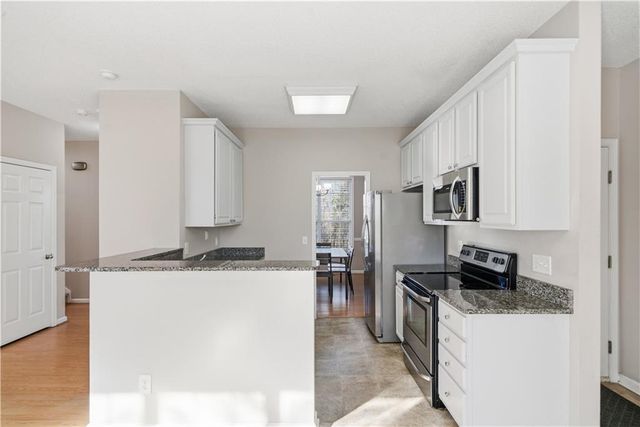 35 Planters Drive NW, Cartersville, GA 30120