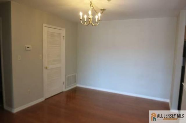 1123 Waterford Drive, Edison, NJ 08817