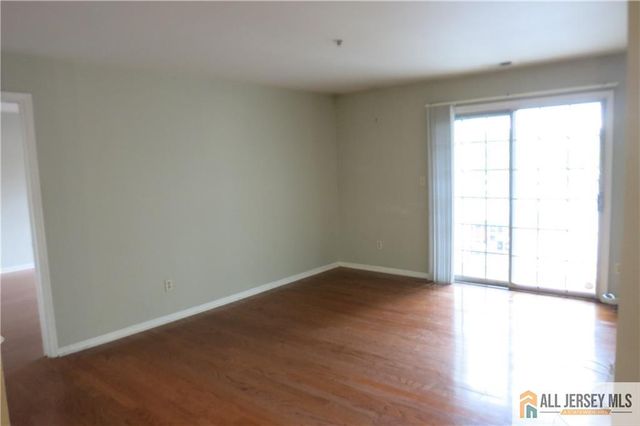 1123 Waterford Drive, Edison, NJ 08817