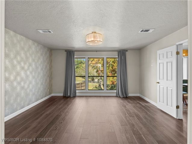 10717 Hunters Point Road, Fort Smith, AR 72903