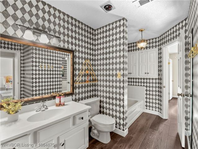 10717 Hunters Point Road, Fort Smith, AR 72903