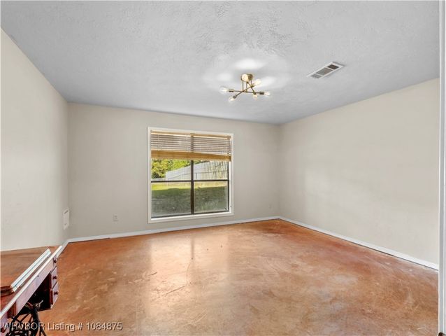 10717 Hunters Point Road, Fort Smith, AR 72903