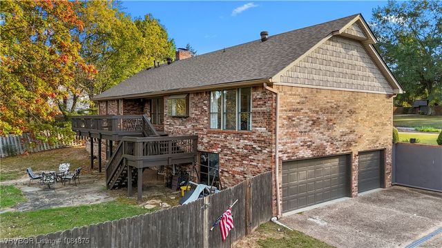 10717 Hunters Point Road, Fort Smith, AR 72903