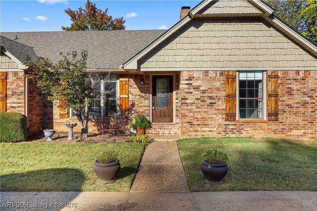 10717 Hunters Point Road, Fort Smith, AR 72903