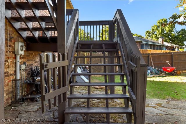 10717 Hunters Point Road, Fort Smith, AR 72903