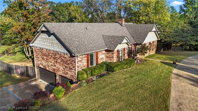10717 Hunters Point Road, Fort Smith, AR 72903