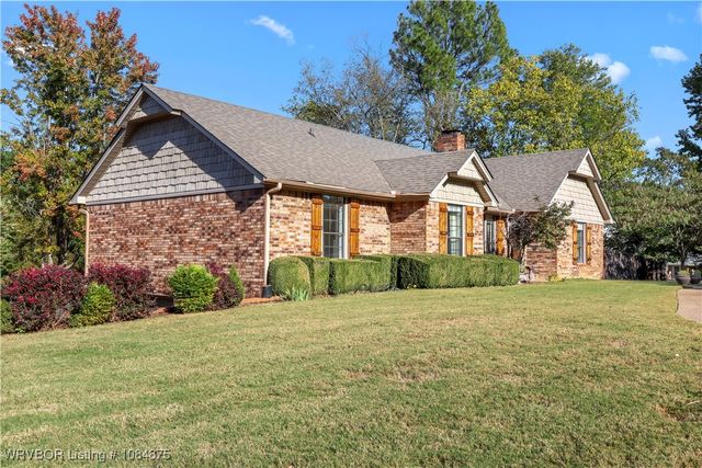10717 Hunters Point Road, Fort Smith, AR 72903