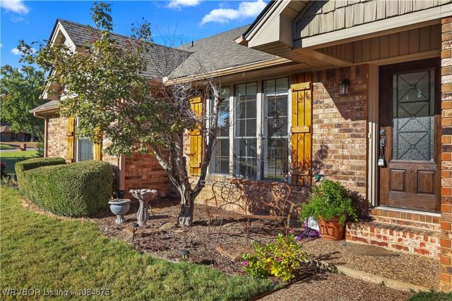 10717 Hunters Point Road, Fort Smith, AR 72903