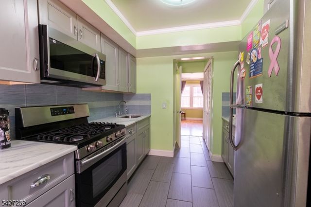 614 W 8Th St 15, Plainfield City, NJ 07060