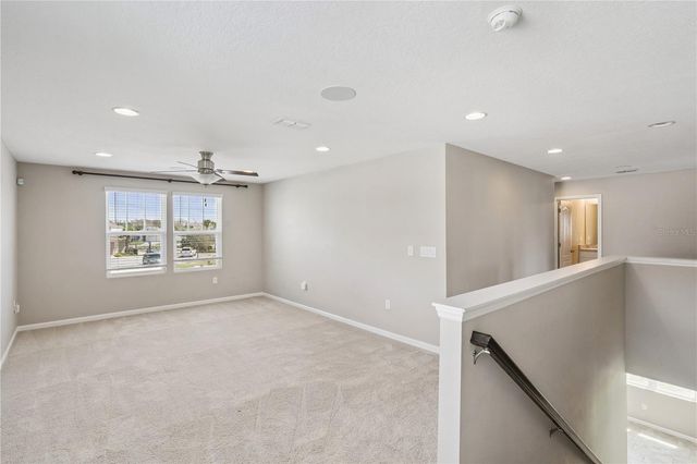 1686 GENTLE BREEZE DRIVE, St Cloud, FL 34771