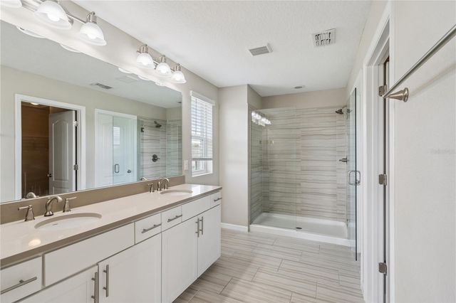 1686 GENTLE BREEZE DRIVE, St Cloud, FL 34771